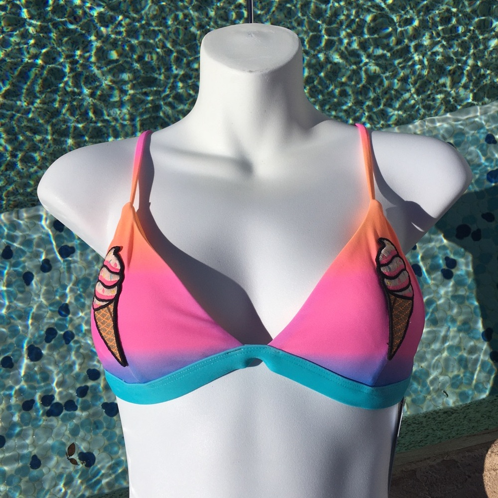 Hollister Ice Cream Swim Top S NWT